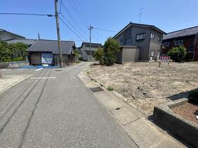 石川県小松市沖町