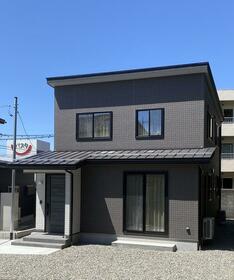 富山県滑川市上小泉