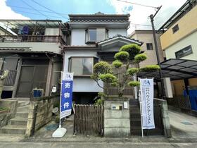 大阪府八尾市南本町６丁目