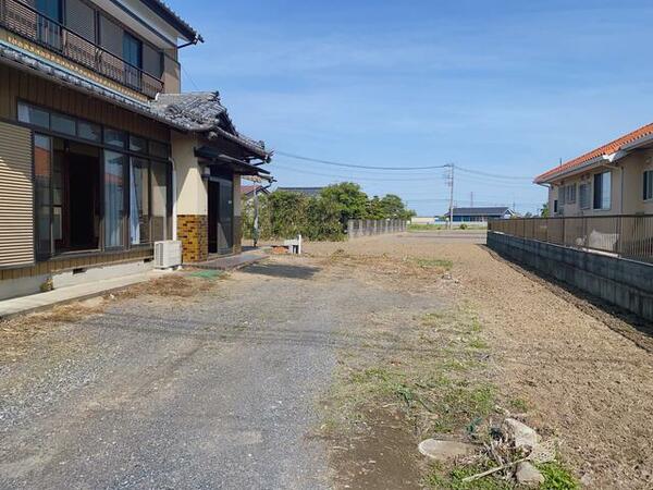 detached 埼玉県羽生市大字上川俣

地図を見る