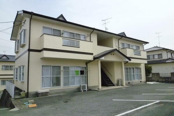 スターリーハイツＣ 201｜熊本県山鹿市中(賃貸アパート2LDK・2階・53.41㎡)の写真 その2