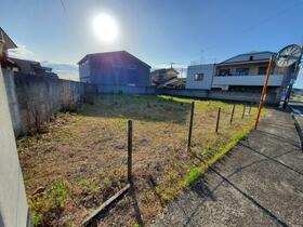 香川県高松市香川町川東上