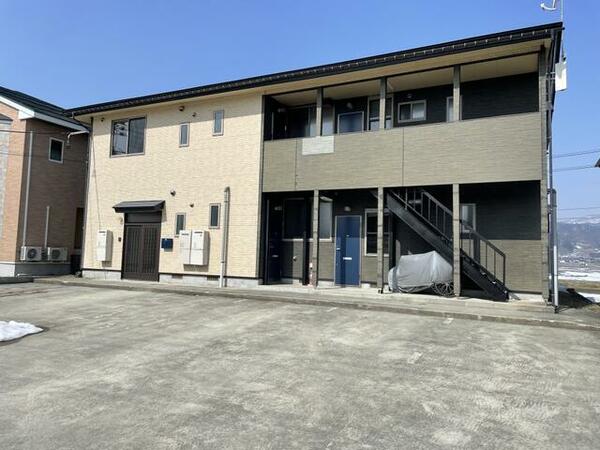 apartment 山形県西村山郡河北町谷地字十二堂
地図を見る
