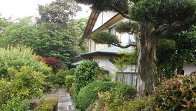 静岡県伊東市岡