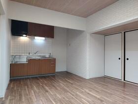 大阪府大阪市西成区南津守４丁目