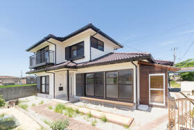 香川県丸亀市柞原町