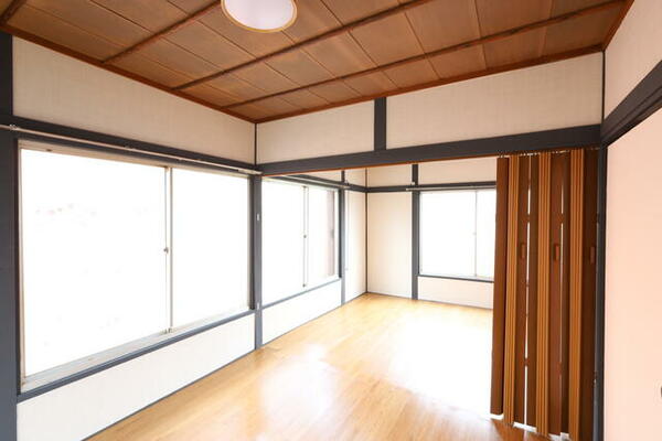 detached 埼玉県幸手市西２丁目

地図を見る