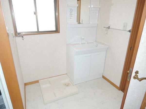 detached 東京都昭島市中神町

地図を見る