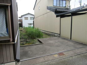 富山県高岡市清水町２丁目