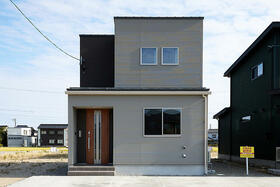 富山県高岡市羽広１丁目