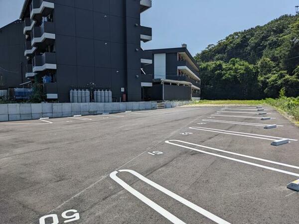 画像15:第２駐車場