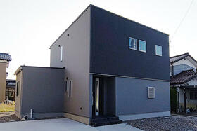 石川県小松市今江町１丁目