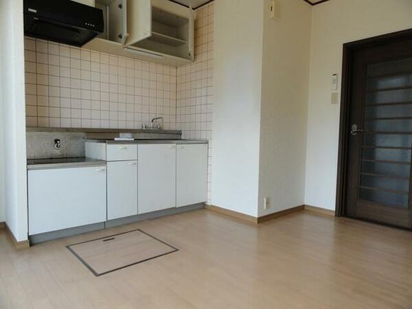 detached 埼玉県吉川市高富１丁目
地図を見る