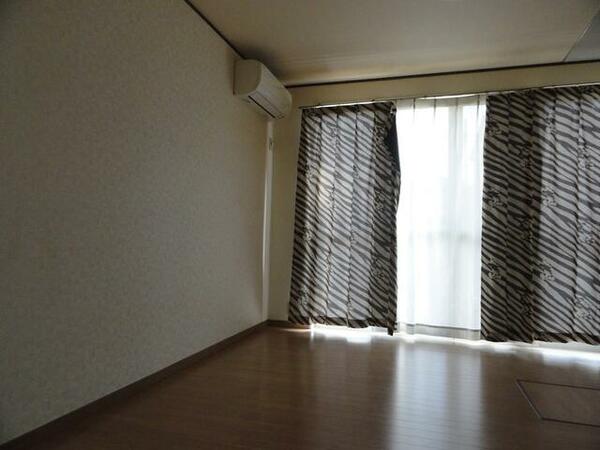 detached 埼玉県吉川市高富１丁目
地図を見る