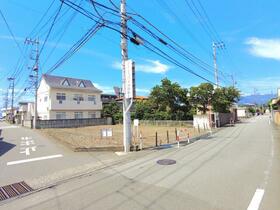 山梨県中巨摩郡昭和町西条新田