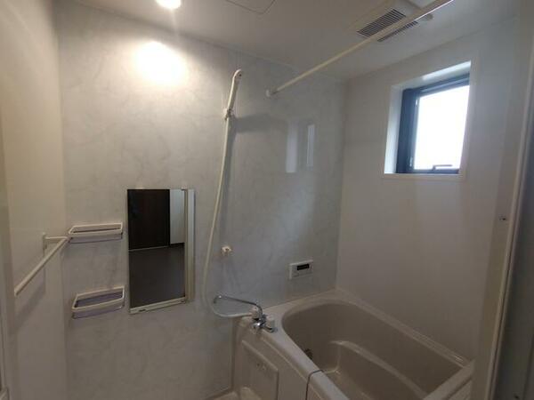 apartment 山形県長井市舟場
地図を見る