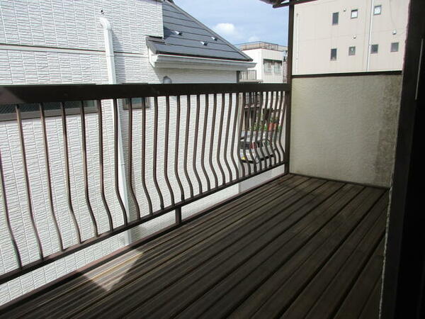 detached 東京都立川市高松町２丁目

地図を見る