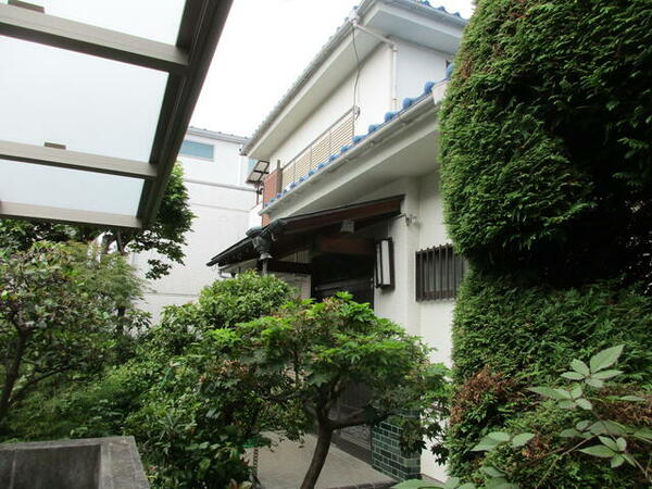 detached 東京都立川市高松町２丁目

地図を見る