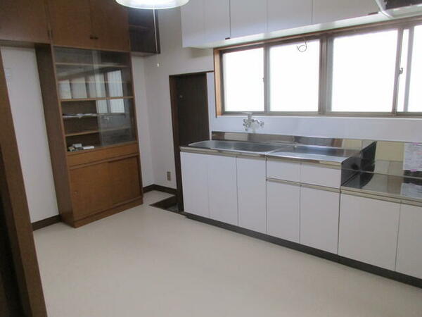 detached 東京都立川市高松町２丁目

地図を見る