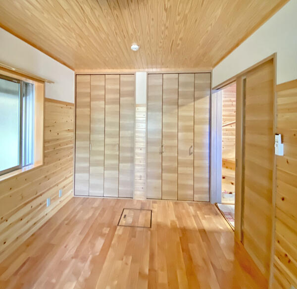 detached 東京都羽村市神明台３丁目

地図を見る
