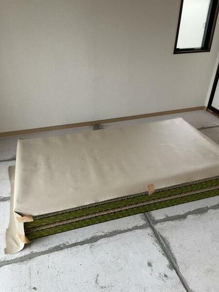 画像6:和室です。ご入居前に畳を敷きます。