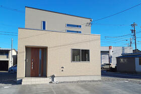 富山県魚津市本江