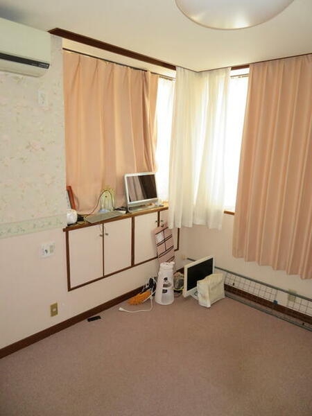 detached 東京都東大和市南街２丁目

地図を見る