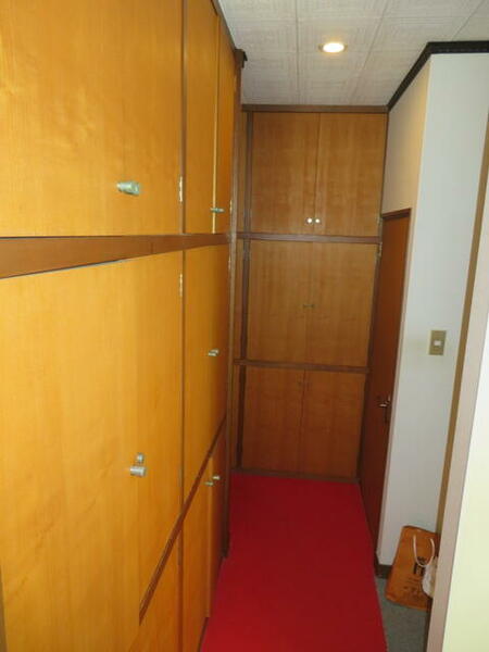 detached 東京都東大和市南街２丁目

地図を見る