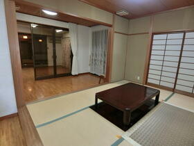 福岡県大牟田市三里町１丁目