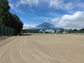 山梨県南都留郡山中湖村平野