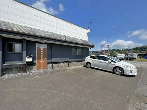 detached 宮城県柴田郡村田町大字村田字西田
地図を見る