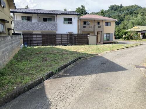 土地, 山梨県 都留市