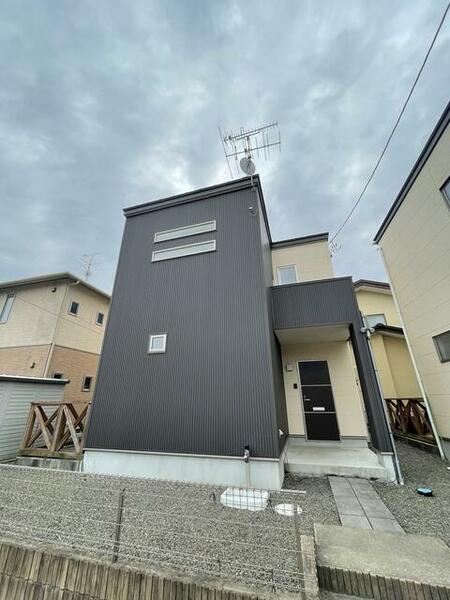 detached 宮城県名取市上余田字市坪
地図を見る