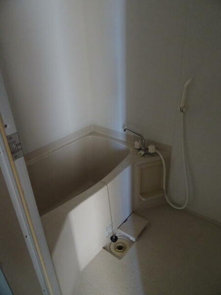 apartment 群馬県邑楽郡邑楽町大字鶉
地図を見る