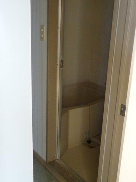 apartment 群馬県邑楽郡邑楽町大字鶉
地図を見る