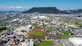 香川県高松市新田町甲