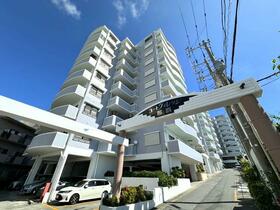 沖縄県那覇市長田２丁目