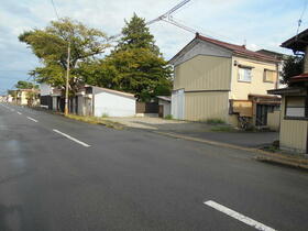 山形県鶴岡市宝町