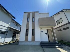 福井県坂井市丸岡町一本田福所