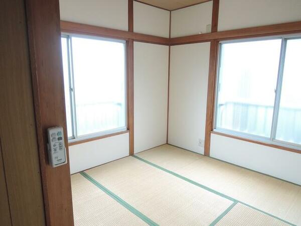 detached 東京都昭島市朝日町３丁目

地図を見る