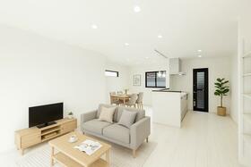 福岡県北九州市小倉南区長行西３丁目