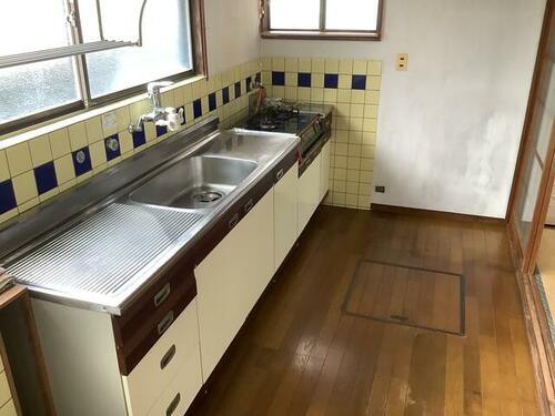 detached 大分県佐伯市葛港