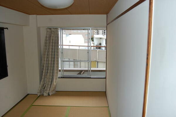 静岡県熱海市咲見町(賃貸アパート2DK・6階・39.48㎡)の写真 その2