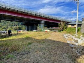 山梨県都留市桂町