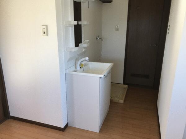 apartment 福島県双葉郡浪江町大字権現堂字順礼川原
地図を見る