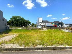 富山県高岡市出来田
