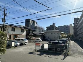 神奈川県厚木市栄町１丁目