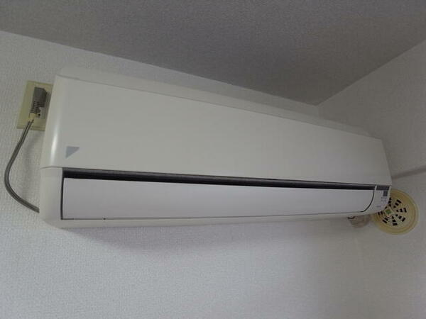 画像16:冷暖房エアコン完備