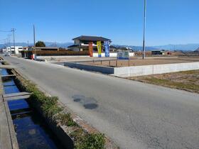 山梨県南アルプス市藤田