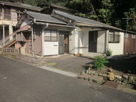 長崎県佐世保市白岳町